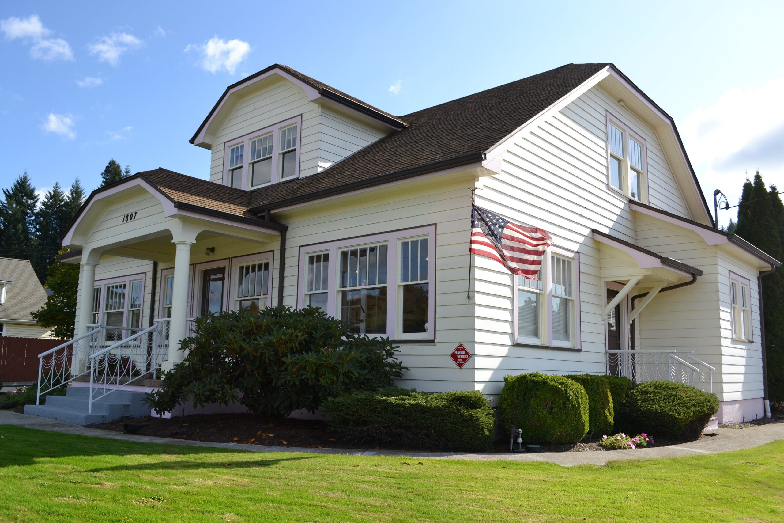 House in Cottage Grove, Oregon